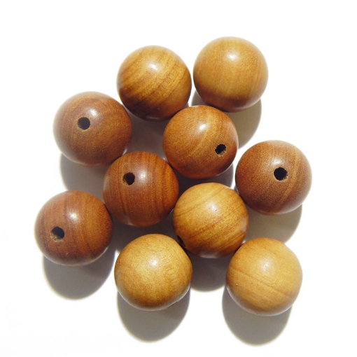 Picture of Perles en bois de santal blanc 18 mm